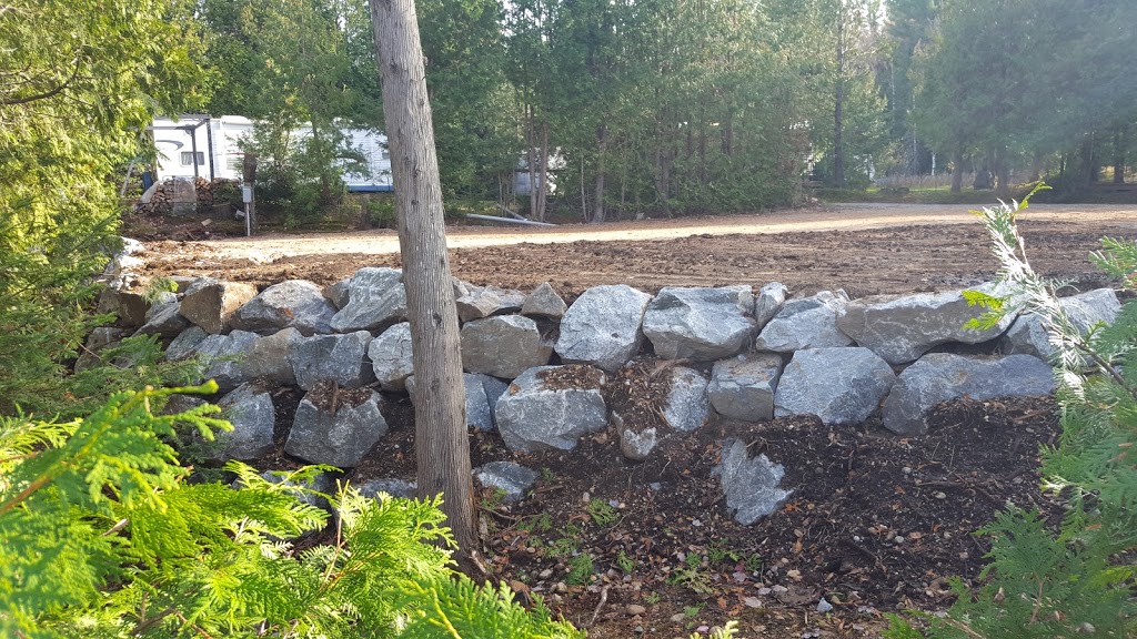 camping domaine du lac cedriere | 40 QC-315, Montpellier, QC J0V 1M0, Canada | Phone: (613) 297-7278