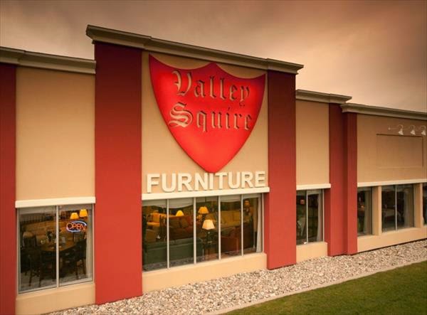 Valley Squire Furniture | 4599 Bank St, Gloucester, ON K1T 3W6, Canada | Phone: (613) 822-0501