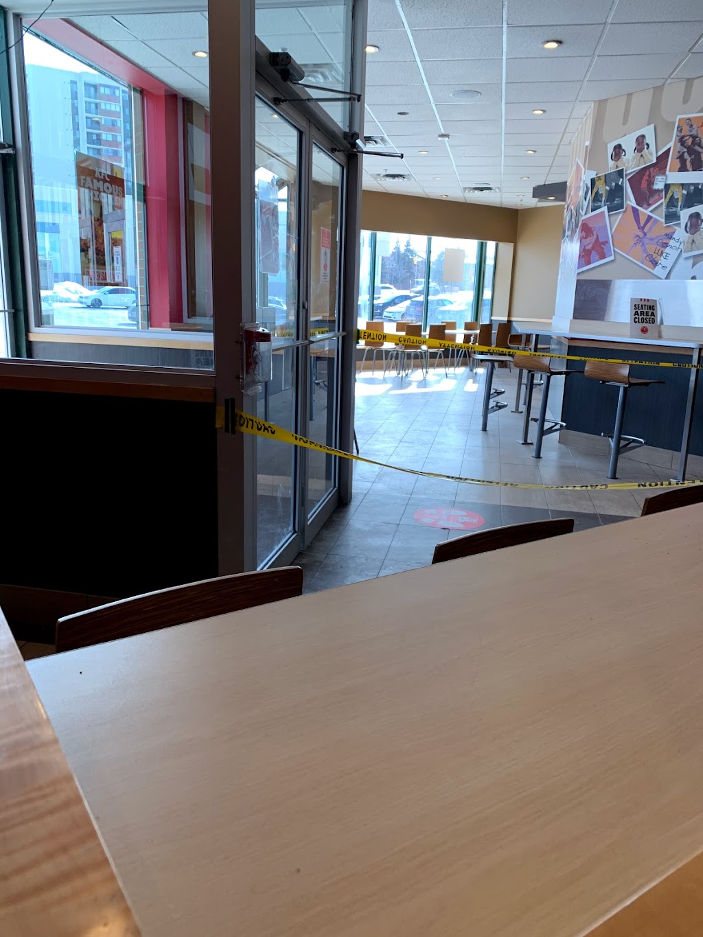 Taco Bell | 31 Tapscott Rd Unit 42, Scarborough, ON M1B 4Y7, Canada | Phone: (416) 292-7140