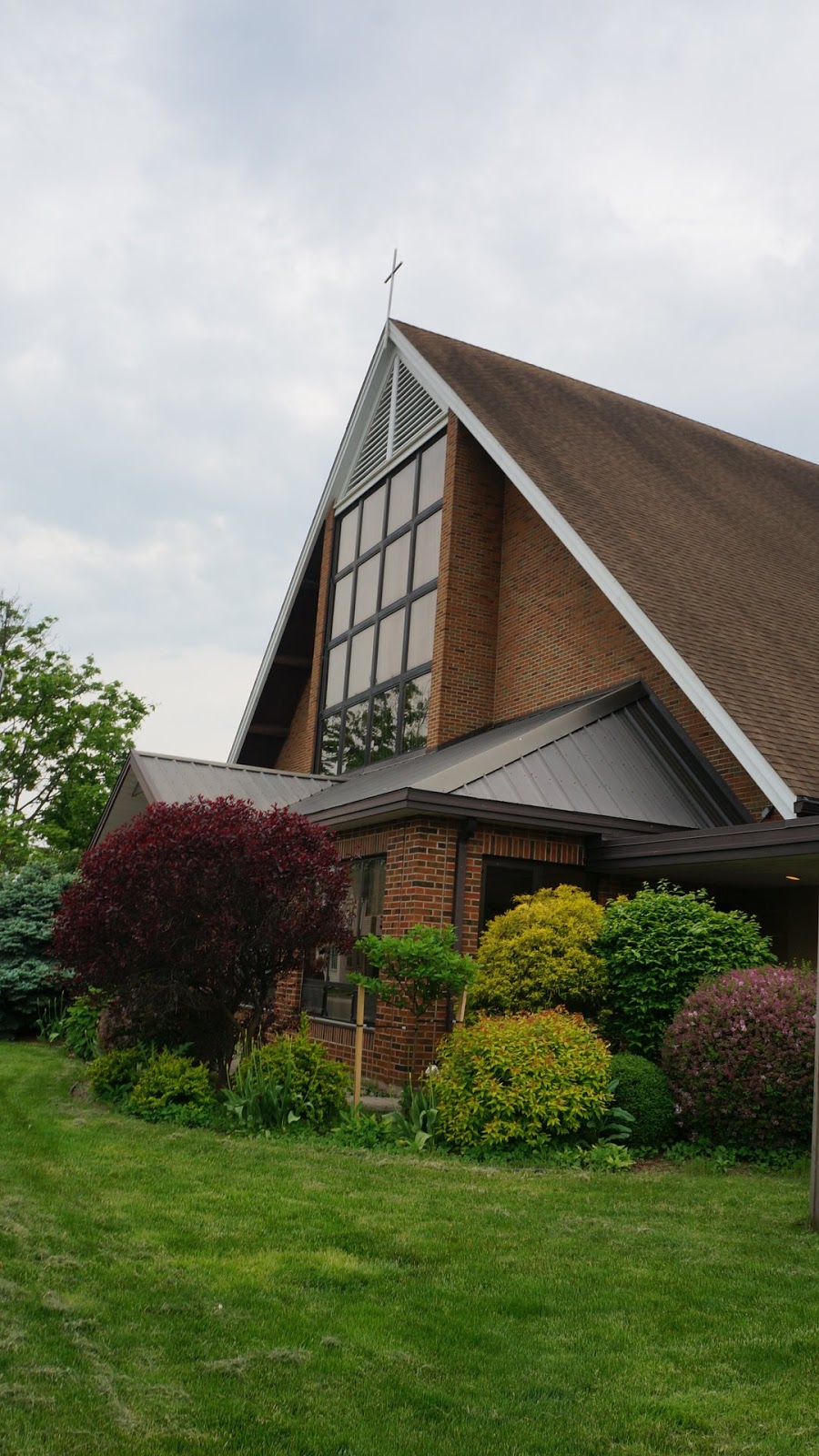 Parish Community of St. Kevin | church | 303 Niagara St, Welland, ON L3C 1K5, Canada | 9057355885 OR +1 905-735-5885