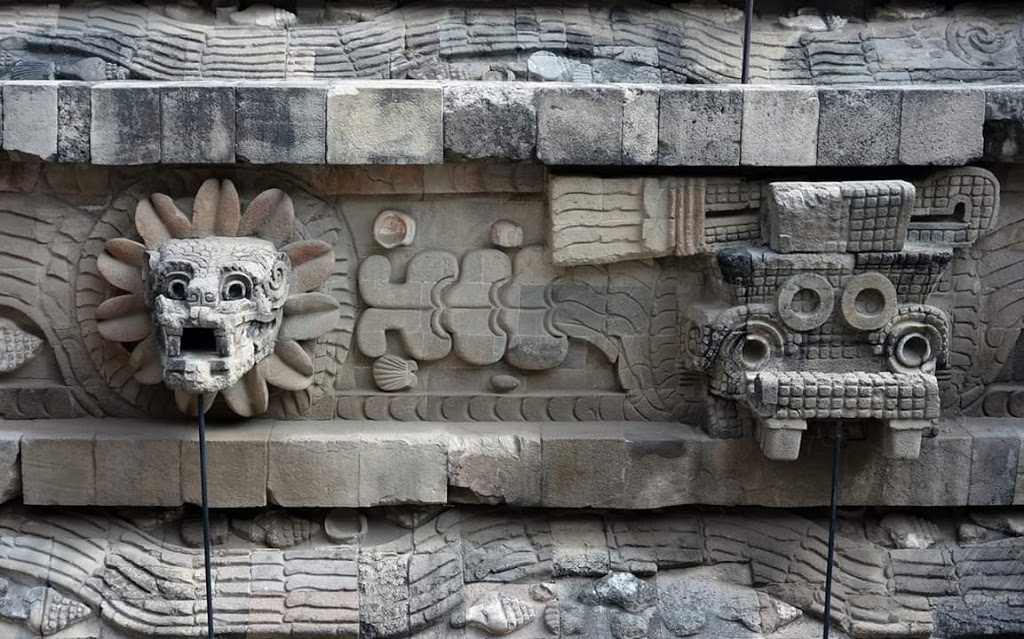 The Feathered Serpent | 203 Calvington Dr, North York, ON M3M 2M8, Canada | Phone: (647) 568-8215