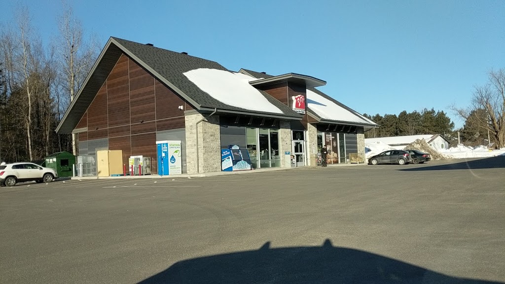 Couche-Tard | 1095 Rue de la Visitation, Saint-Charles-Borromée, QC J6E 4N2, Canada | Phone: (450) 752-4237