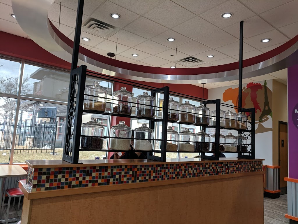 Popeyes Louisiana Kitchen | 5101 Dixie Rd #1, Mississauga, ON L4W 4J7, Canada | Phone: (905) 212-9800