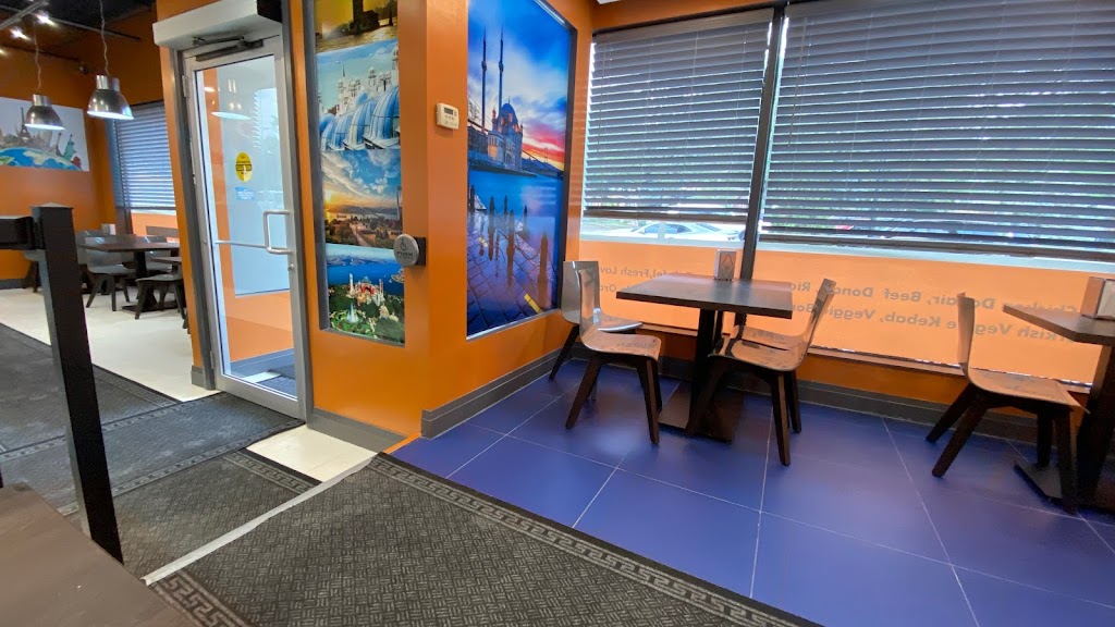 Donair istanbull | 625 Greenhill Ave, Hamilton, ON L8K 5N8, Canada | Phone: (289) 674-4747