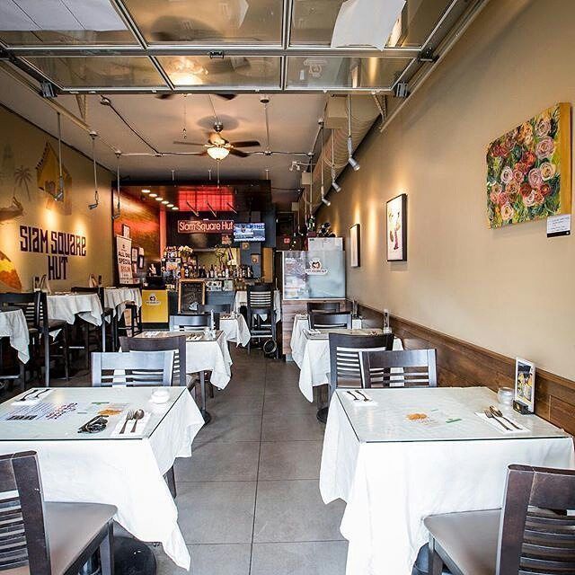 Siam Square Hut | 660 Eglinton Ave E #120, East York, ON M4G 2K2, Canada | Phone: (416) 486-7426