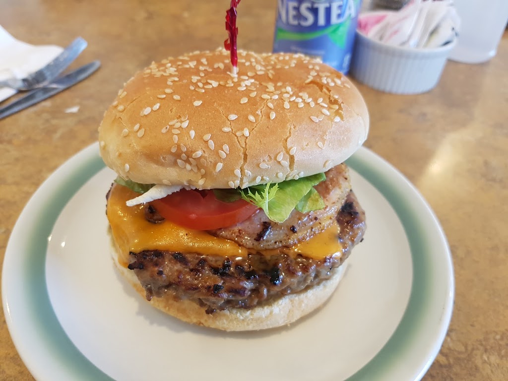Orchard Drive Dari-Bar & Grill | 460 Wellington Main St, Wellington, ON K0K 3L0, Canada | Phone: (613) 399-2131