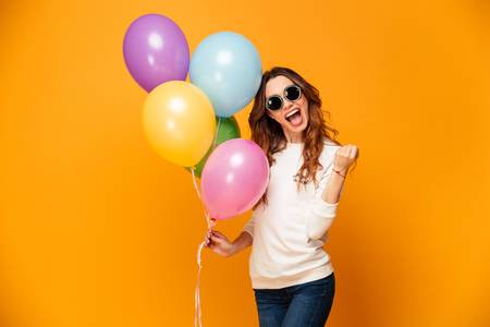 1001 Fêtes | 2161 Rue Royale, Trois-Rivières, QC G9A 4L3, Canada | Phone: (819) 371-1168