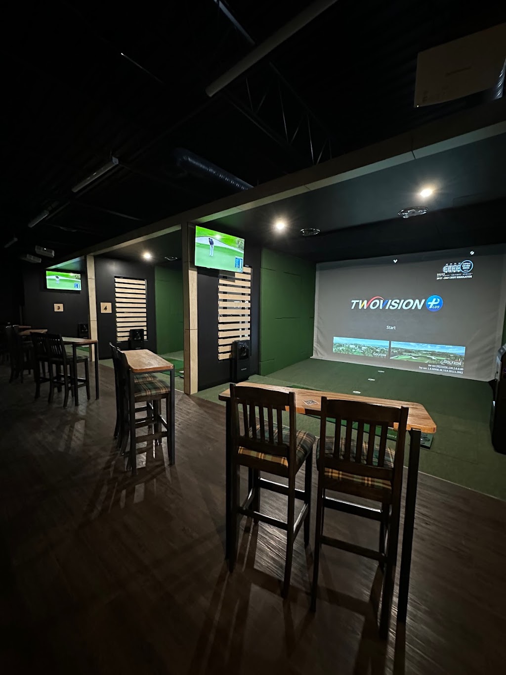 The Tee Box Virtual Golf | 29 Keenleyside St, Winnipeg, MB R2L 1Y7, Canada | Phone: (204) 560-8888