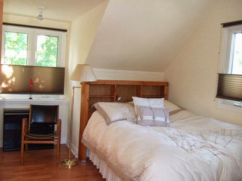 Manoir Lakeshore Manor | 590 Chemin Bord-du-Lac, Dorval, QC H9S 2B3, Canada | Phone: (514) 770-5254