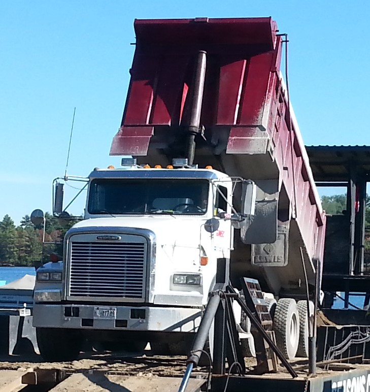 Gunners Excavating | 2483 Hodgins Rd, Waubaushene, ON L0K 2C0, Canada | Phone: (705) 794-1219