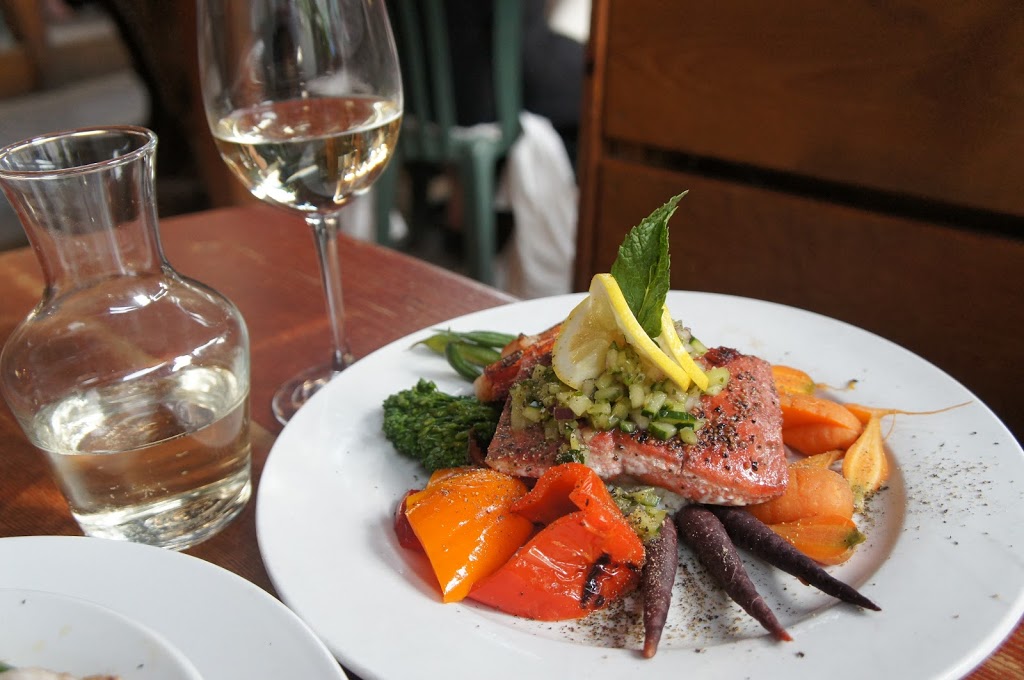 Tree House Cafe | 106 Purvis Ln, Salt Spring Island, BC V8K 2G9, Canada | Phone: (250) 537-5379