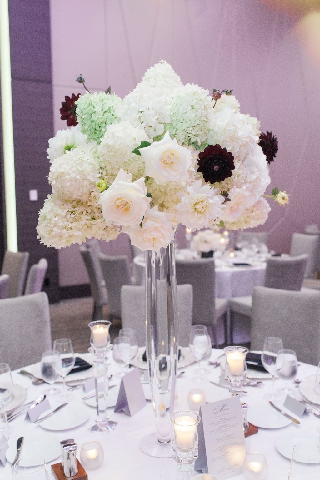 Dushan Flowers | 1318 SE Marine Dr, Vancouver, BC V5X 4K4, Canada | Phone: (604) 565-3733