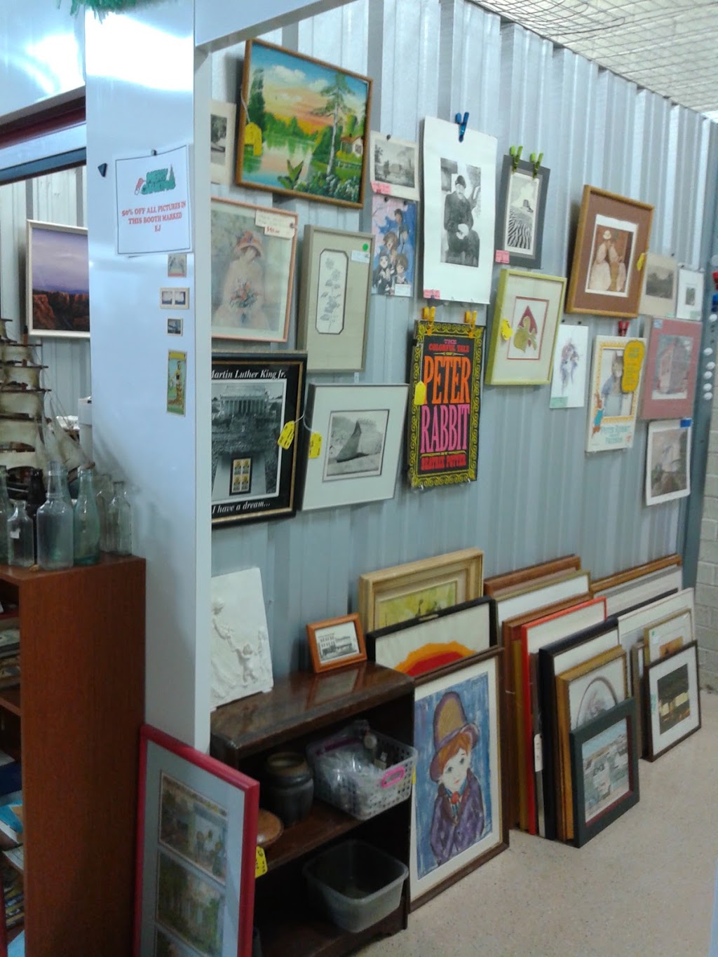 Algonac Antique Mall | 1031 St Clair River Dr, Algonac, MI 48001, USA | Phone: (810) 794-4455