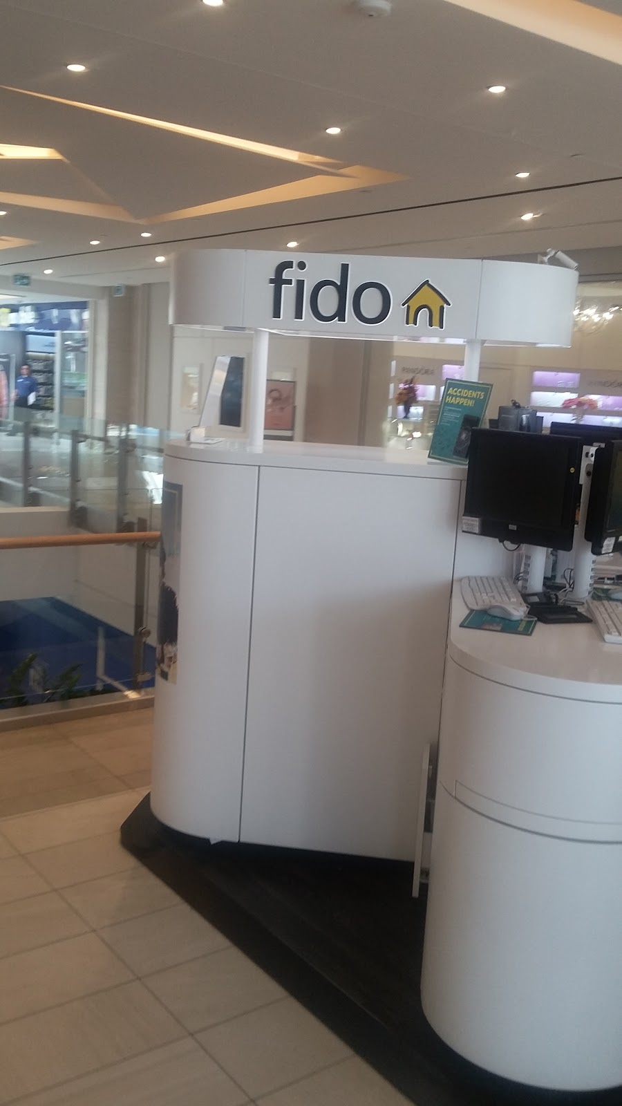 Fido | 240 Leighland Ave MRU11, Oakville, ON L6H 3H6, Canada | Phone: (905) 901-0078