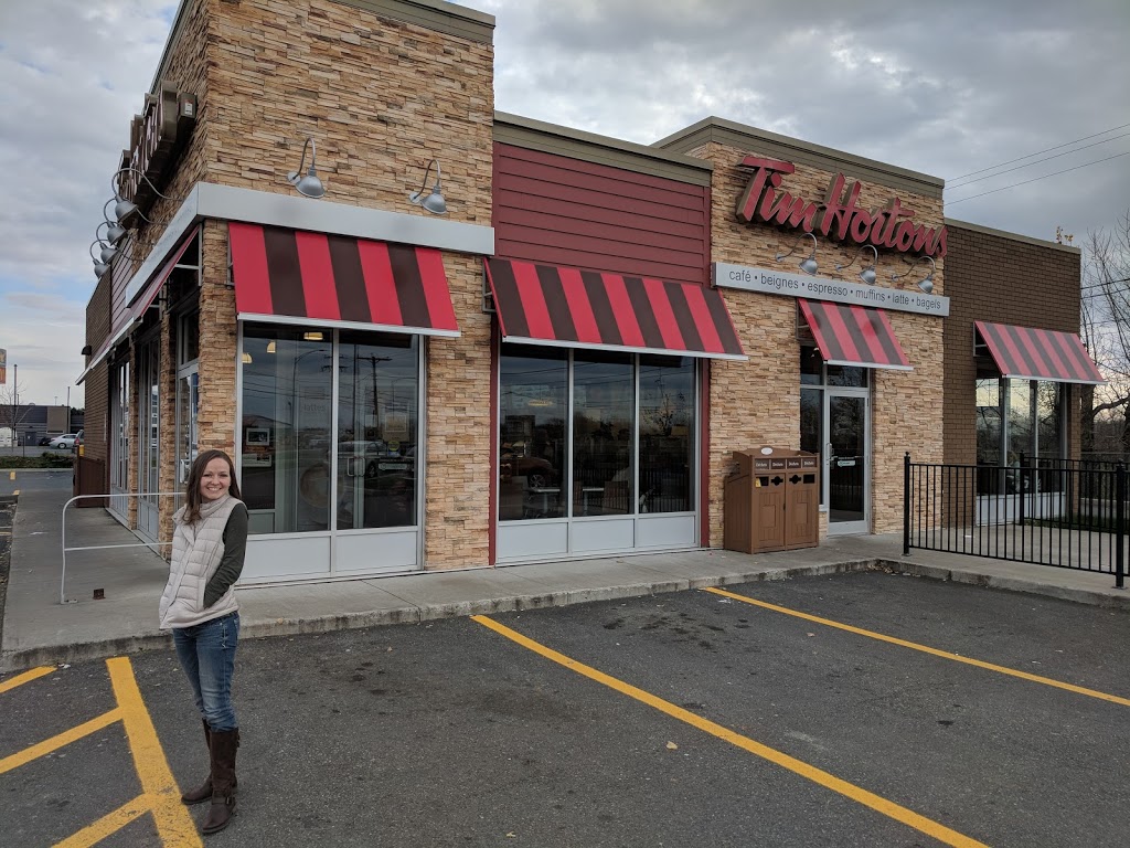 Tim Hortons | 1440 Boulevard Saint Laurent E, Louiseville, QC J5V 2L4, Canada | Phone: (819) 228-3806