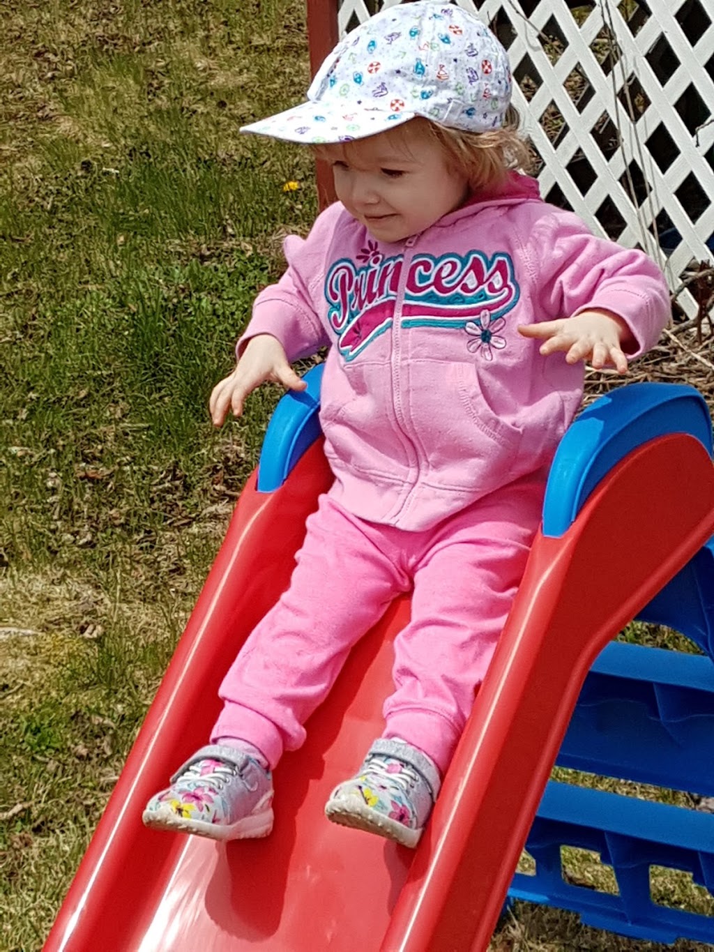 Woodbine Mobile Home Park | 1064 Bustin Ave, Beaver Bank, NS B4E 1K9, Canada | Phone: (902) 865-2700