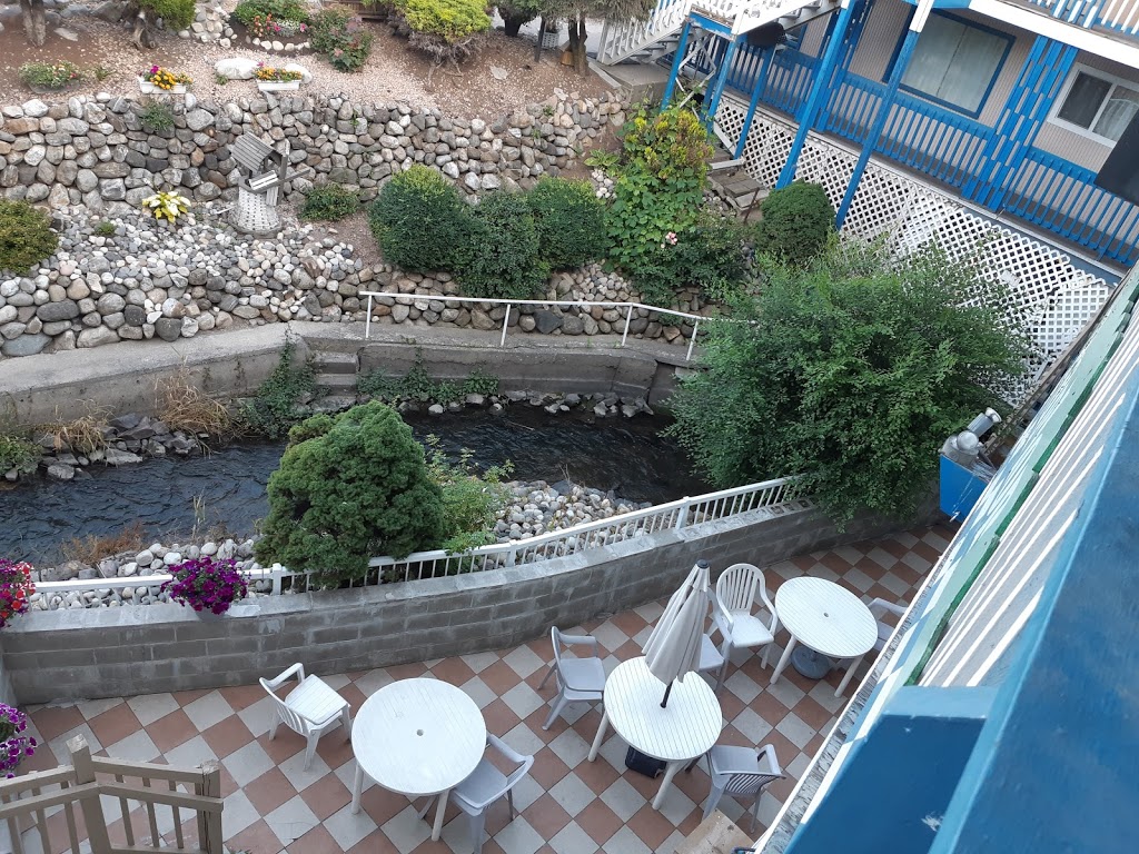 Blue Stream Motel | 4202 32 St, Vernon, BC V1T 5P4, Canada | Phone: (250) 545-2221