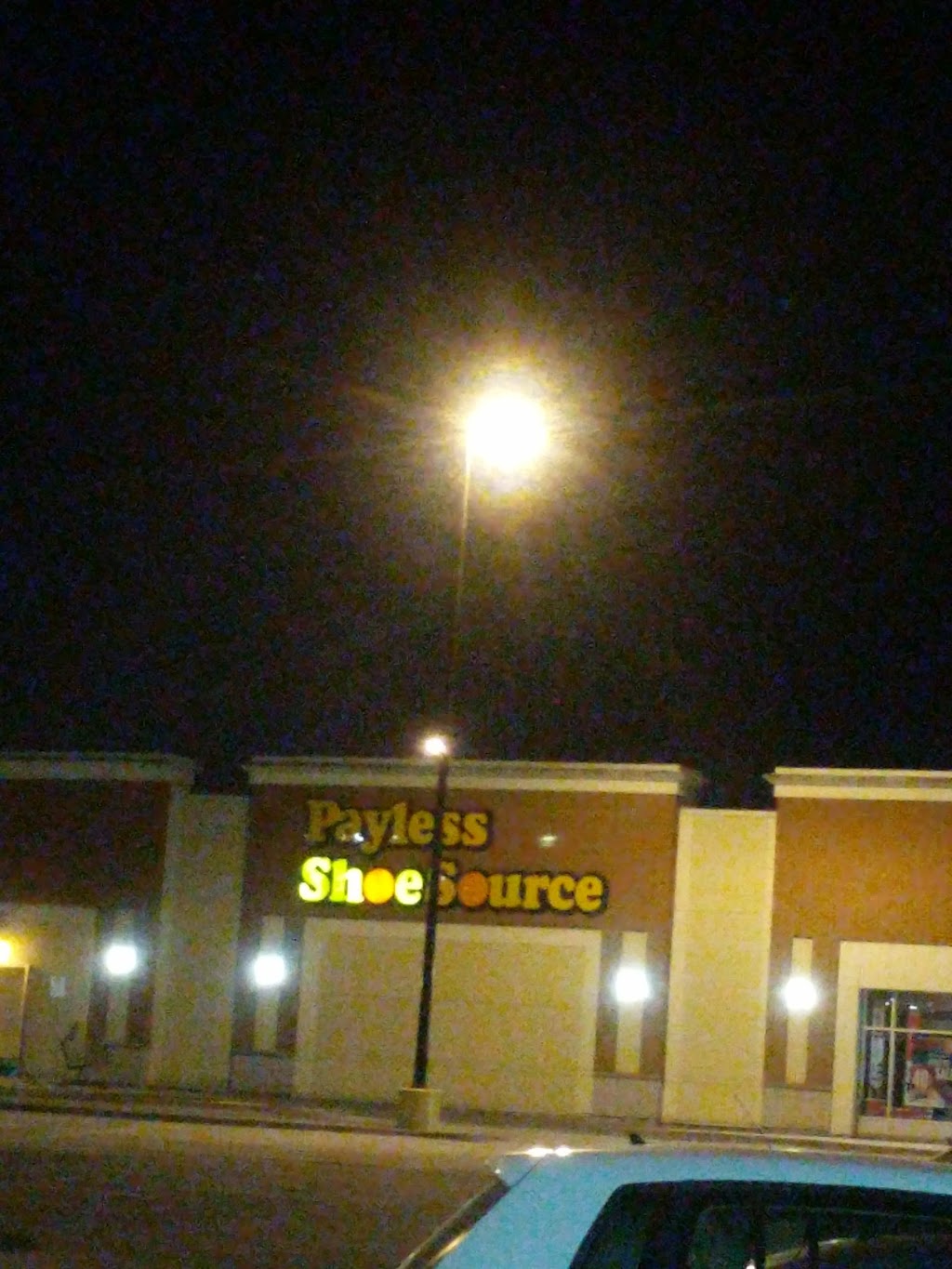 Payless ShoeSource | 1070 Major Mackenzie Dr E #1, Richmond Hill, ON L4S 1P3, Canada | Phone: (905) 770-3167