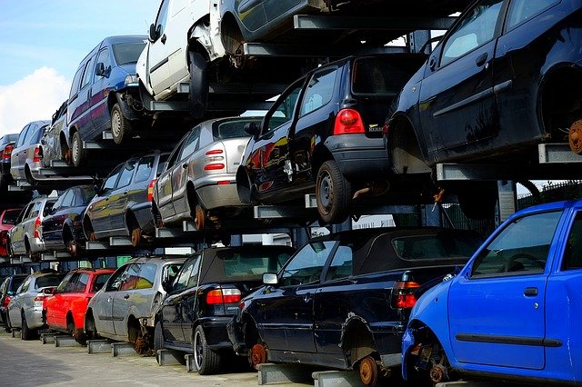 Scrap Car Removal Toronto | 321 Hansen Rd N, Brampton, ON L6V 2Y2, Canada | Phone: (647) 707-0252