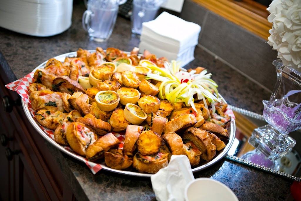 Traiteur Sapori Di Casa Inc | 9333 Bd Lacordaire, Saint-Léonard, QC H1R 2B6, Canada | Phone: (514) 327-6333