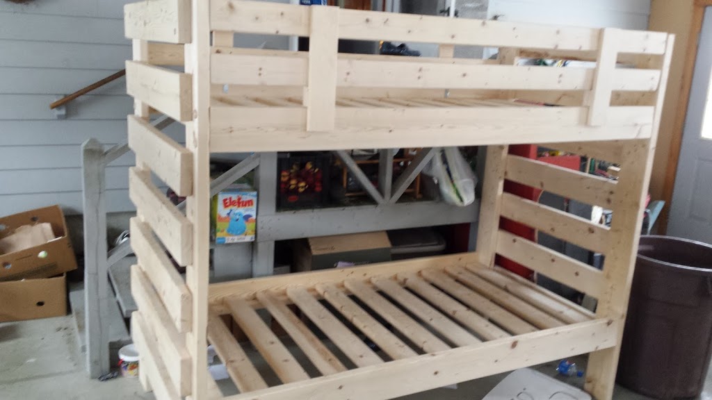 Boyces Beds custom made bunkbeds | 1465 VT-100, Westfield, VT 05874, USA | Phone: (802) 522-4779