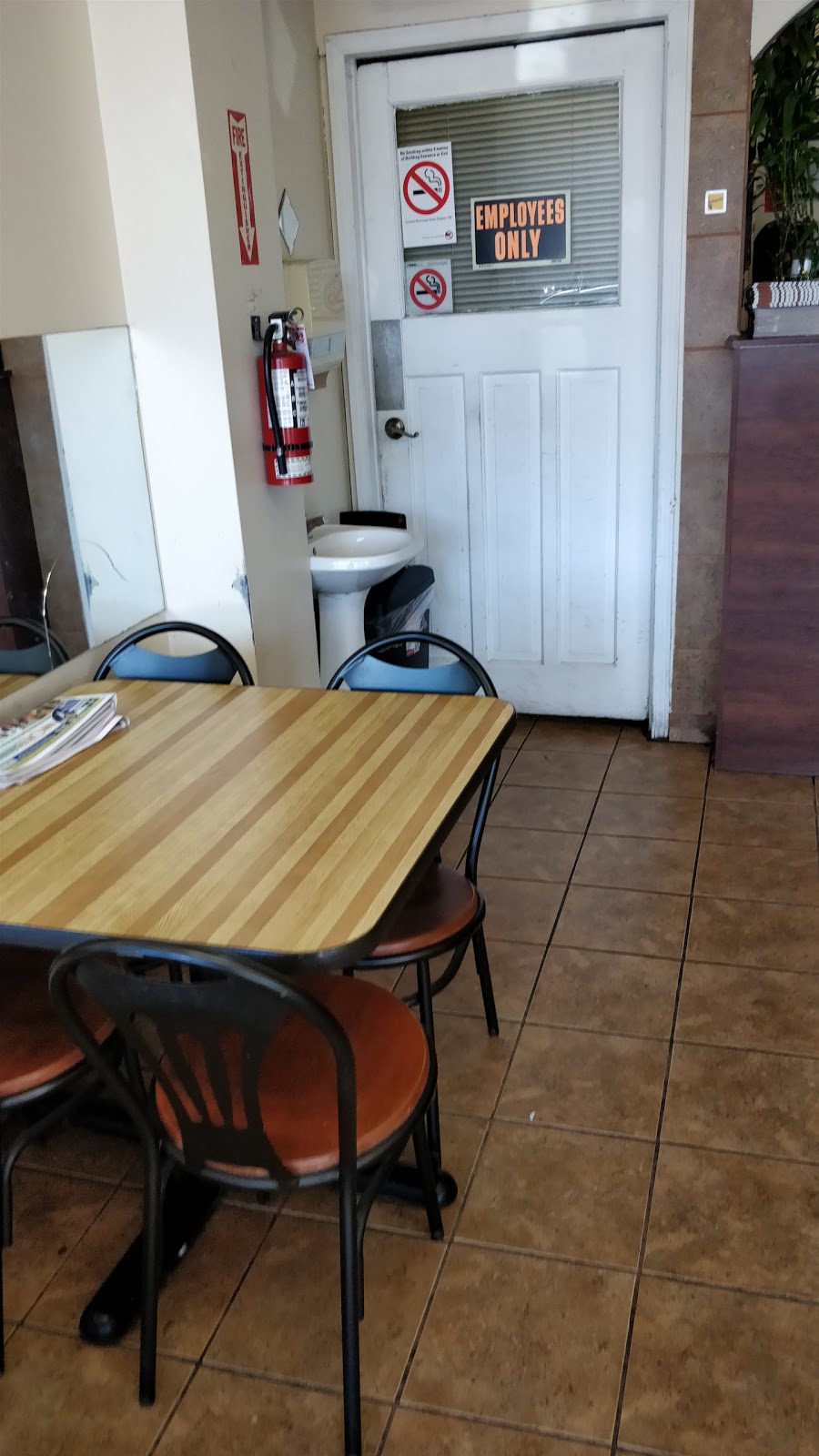 Food Garden Restaurant | 2522 Eglinton Ave E, Scarborough, ON M1K 2R5, Canada | Phone: (416) 915-7070