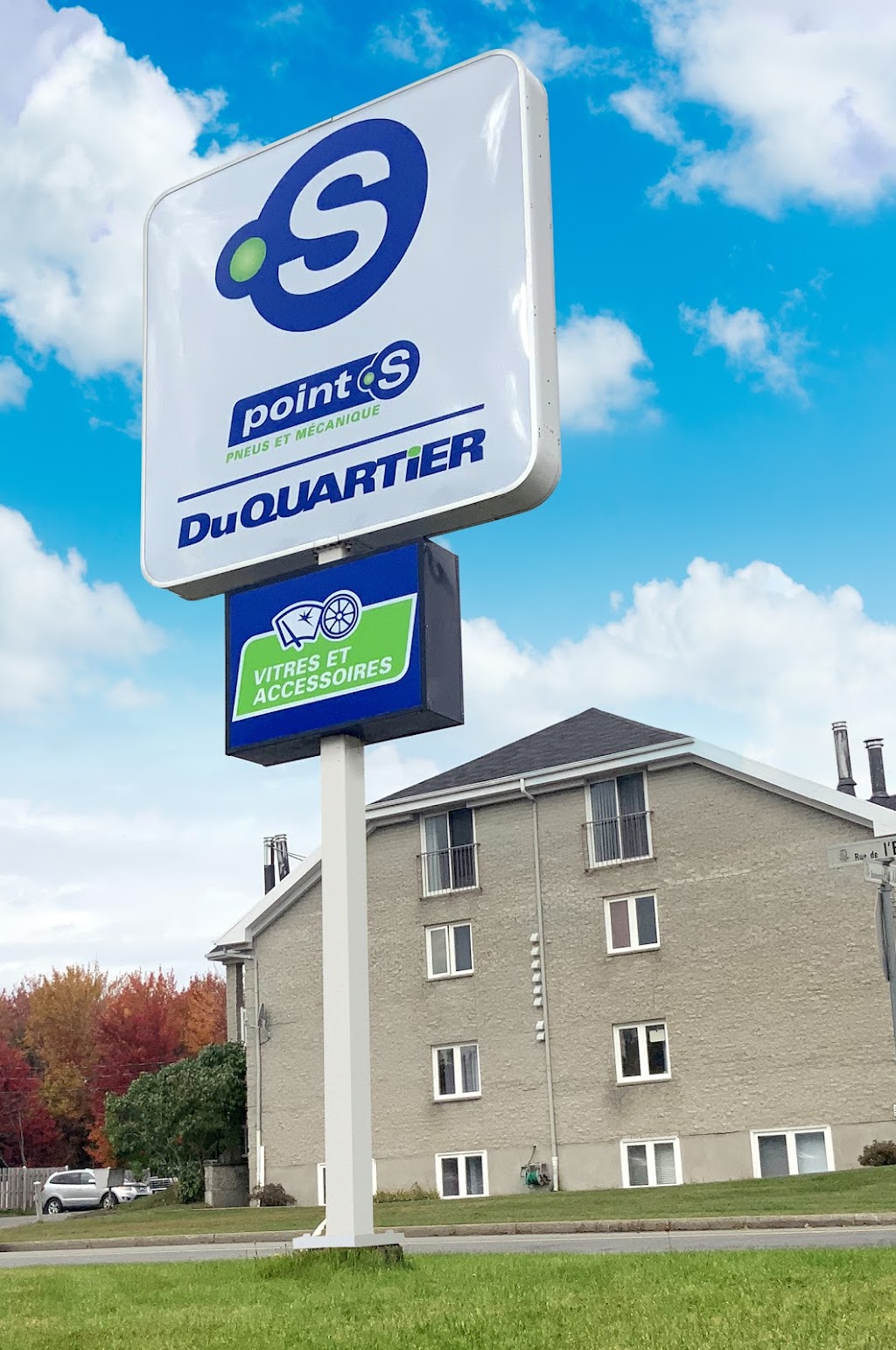 POINT-S DuQuartier Val-Bélair | 1343 Boulevard Pie-XI N, Québec, QC G3J 1G5, Canada | Phone: (418) 845-0074