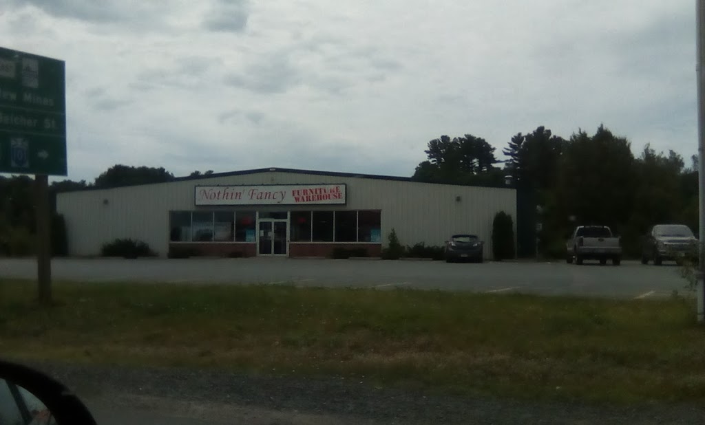 Nothin Fancy Furniture Warehouse | 8830 Commercial St, New Minas, NS B4N 3C6, Canada | Phone: (902) 681-2277