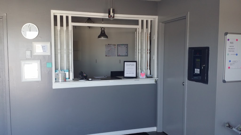 La Vista Motel | 510 SK-16, Foam Lake, SK S0A 1A0, Canada | Phone: (306) 272-3341