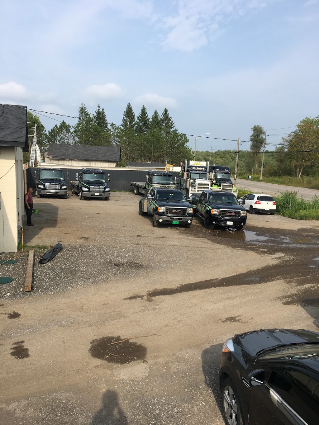 D & A Towing & Storage | Tiffin St #462, Barrie, ON L4N 9W8, Canada | Phone: (705) 795-0993