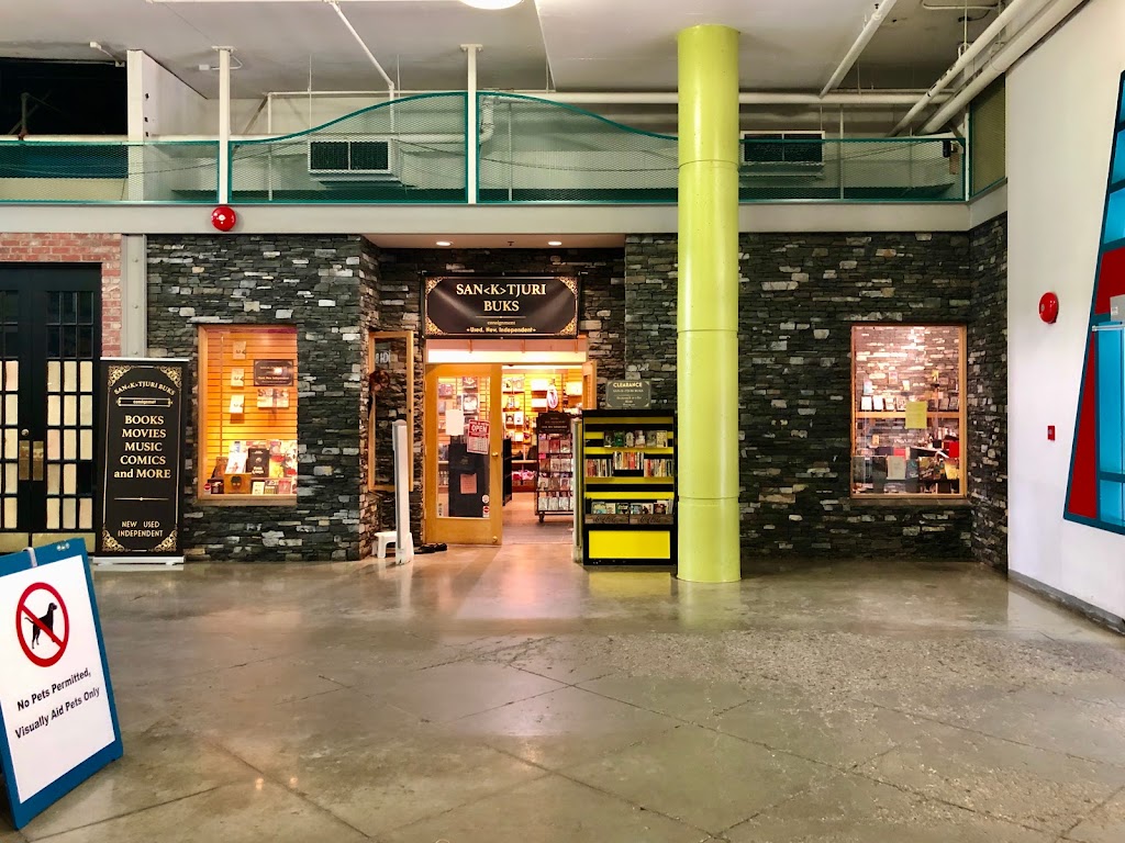 Sanktjuri-buks | 200-208 Barclay Parade SW, Calgary, AB T2P 4R4, Canada | Phone: (403) 226-0569