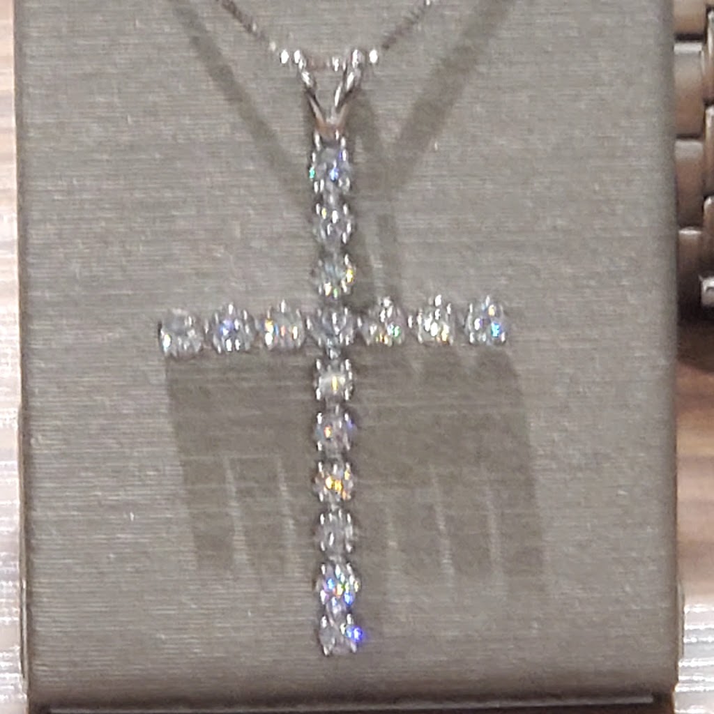 Peoples Jewellers | Ste. 237 261055 Crossiron Boulevard Suite#237 Ste. 237 Ste. 237, 261055 Crossiron Blvd Suite#237, Ste. 237, AB T4A 0G3, Canada | Phone: (403) 274-1611