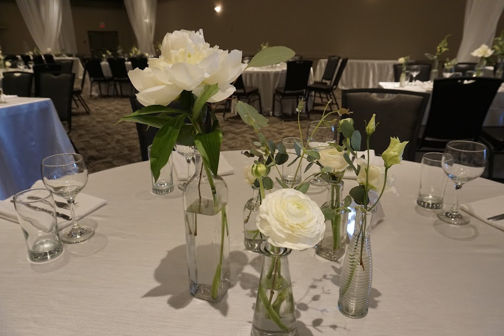 Lori Angebrandt event planning & design | 5100 Lakeshore Dr, Sylvan Lake, AB T4S 2L7, Canada | Phone: (403) 896-8191