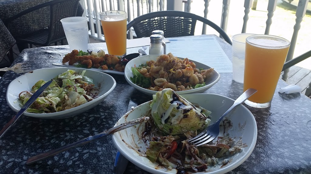 Wilson Boat House Restaurant | 57 Harbor St, Wilson, NY 14172, USA | Phone: (716) 751-6060