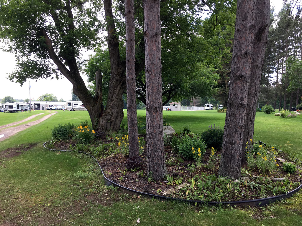Happy Green Acres Campground | 2 Green Acres Rd, Mallorytown, ON K0E 1R0, Canada | Phone: (343) 264-2468