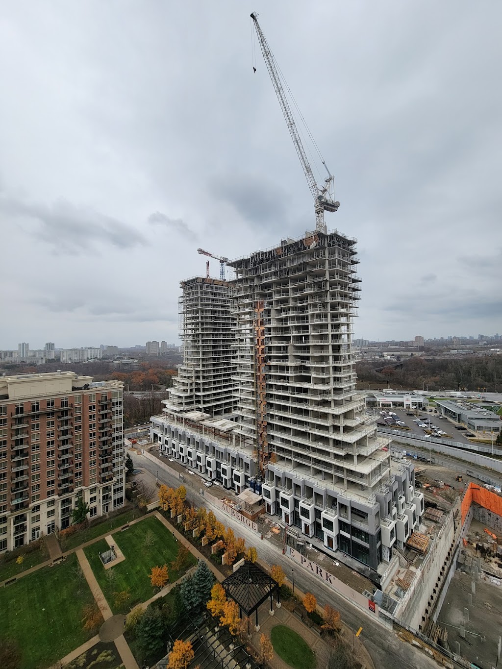 Majic Realty | 1807 1101Leslie Street, Toronto, ON M3C 4G3, Canada | Phone: (647) 446-3211