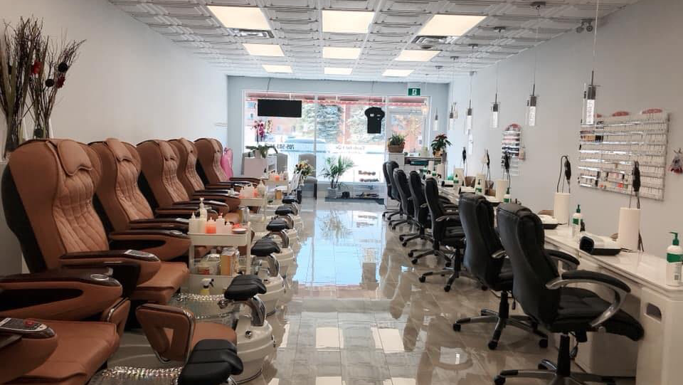Friendlee Nails & Spa | point of interest | 110 Little Ave, Barrie, ON L4N 4K8, Canada | 7055038880 OR +1 705-503-8880