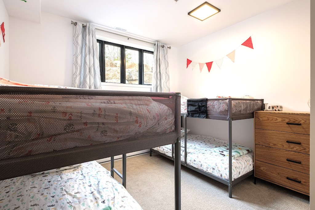 Comfy Buddy-Les-Eaux | 211 Chem. des Quatre-Sommets, Mont-Tremblant, QC J8E 1C6, Canada | Phone: (514) 910-4594