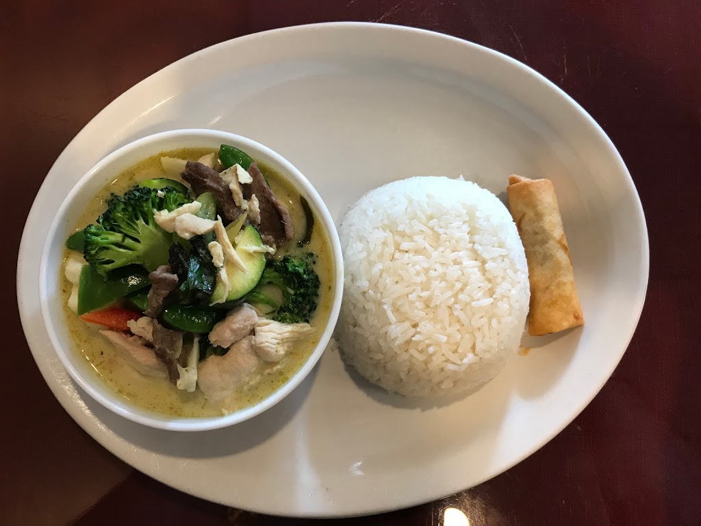 Chiang Rai Thai Cuisine | 120 Fifth Ave, Cochrane, AB T4C 0A4, Canada | Phone: (403) 851-0239