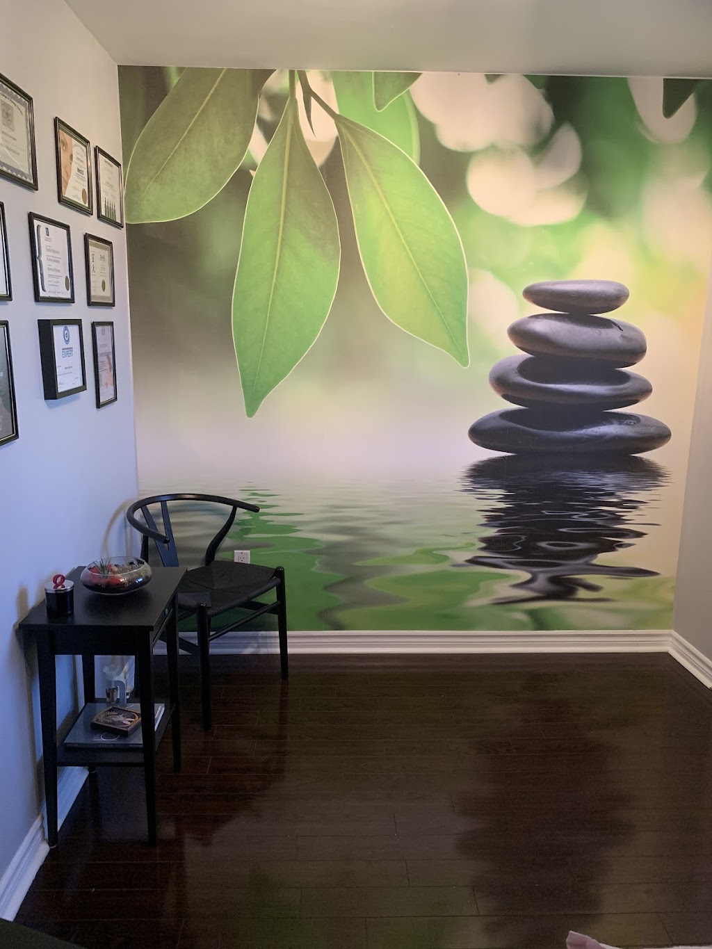 Massage Therapy Mississauga | 601 Shoreline Dr Unit 17, Mississauga, ON L5B 4K6, Canada | Phone: (416) 825-0894