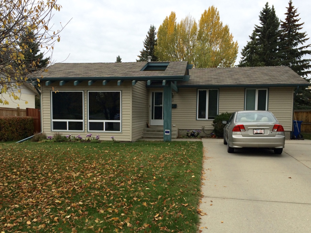 Framesguesthouse | 5627 Dalrymple Hill NW, Calgary, AB T3A 1R1, Canada | Phone: (403) 286-4164