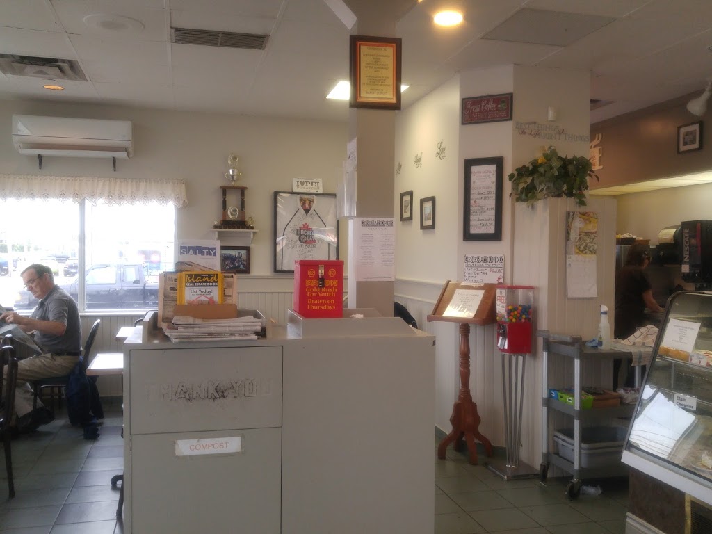 Bakin Donuts | 48 Water St, Summerside, PE C1N 4G4, Canada | Phone: (902) 436-3201