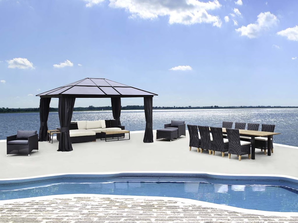 Lawn Jardin | 7800 Rue Notre Dame O, Montréal, QC H4C 3K4, Canada | Phone: (514) 241-9912