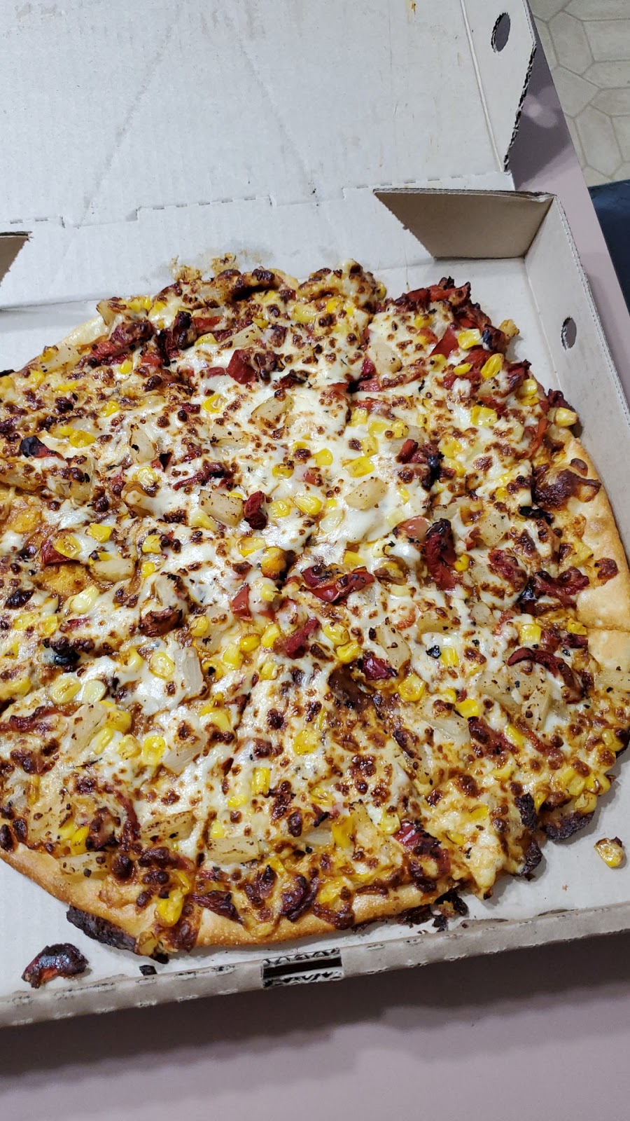 Pizza Hut | 844 Danforth Ave, Toronto, ON M4J 1L7, Canada | Phone: (416) 461-5888