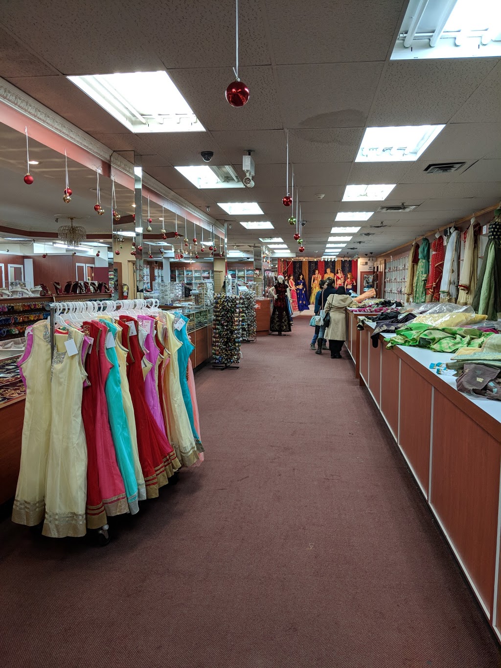 Asiyans | clothing store | 3601 Lawrence Ave E #23, Scarborough, ON M1G 1P5, Canada | 4164386568 OR +1 416-438-6568