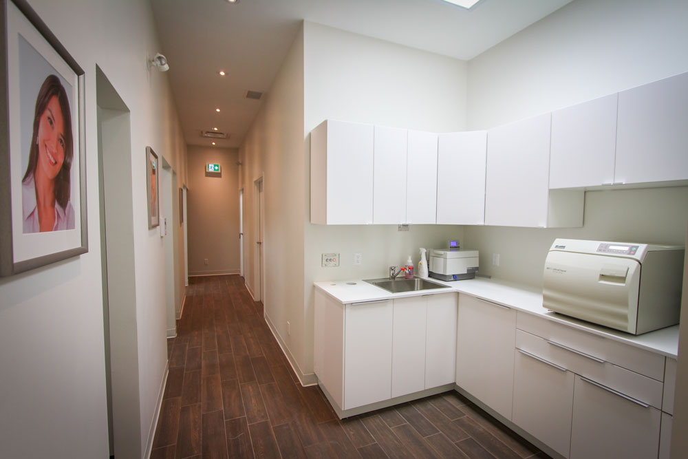 Bronte Road Family Dental | 2544 Speers Rd Unit 7, Oakville, ON L6L 5W8, Canada | Phone: (905) 465-0026