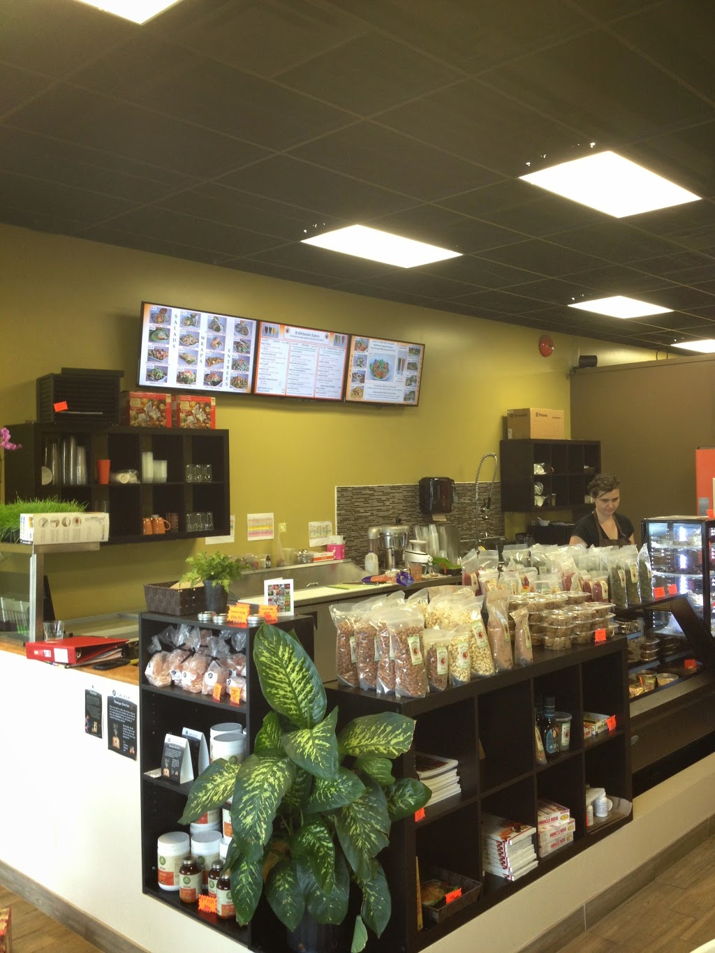 Rawthentic Eatery | 108, 4440 W Saanich Rd, Victoria, BC V8Z 3E9, Canada | Phone: (778) 432-4800