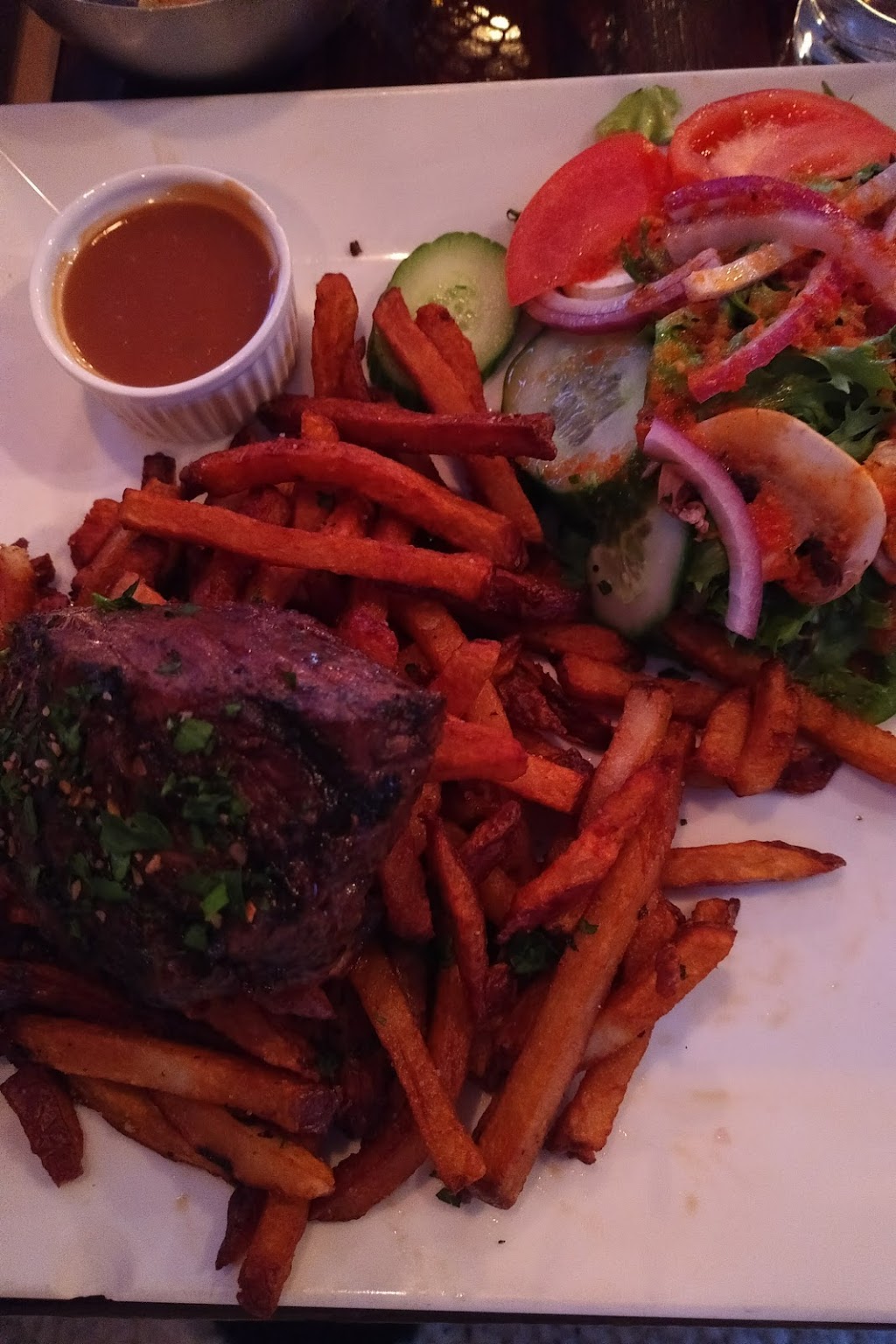 Bistro Philippe Rôtisserie + | 299 Rue Ducharme, Contrecoeur, QC J0L 1C0, Canada | Phone: (579) 360-6060