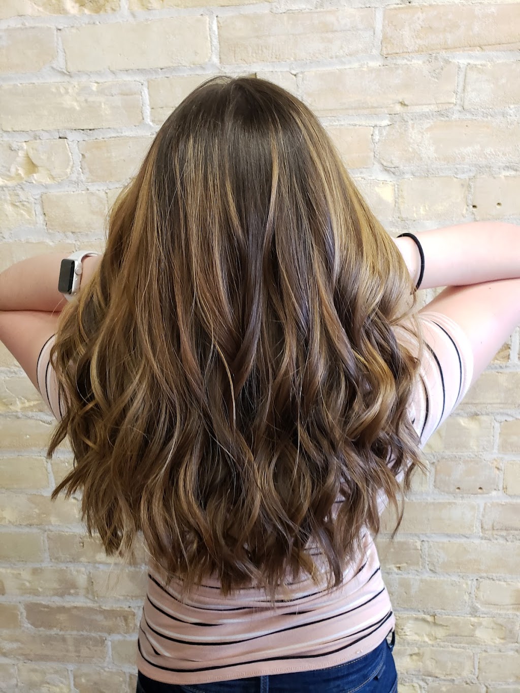 Studio Two Twenty Six Salon | 226 Durham St E, Walkerton, ON N0G 2V0, Canada | Phone: (519) 881-0101