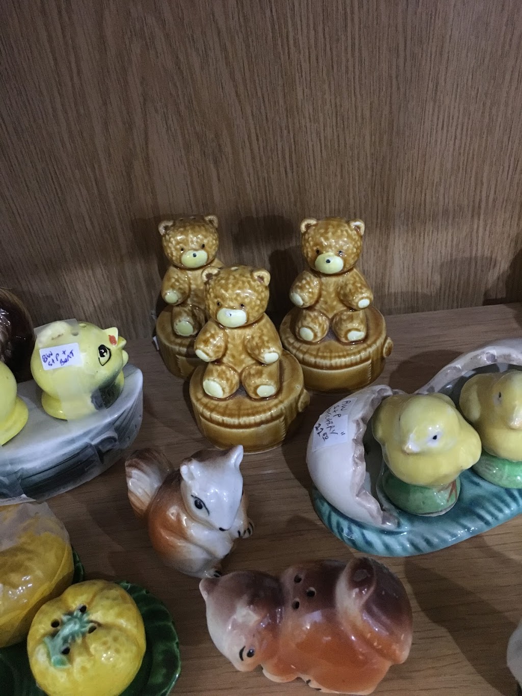 Karen Browns Antiques & Collectibles | 501 Dundas St, Deseronto, ON K0K 1X0, Canada | Phone: (613) 396-6888